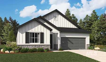 11264 W Soaring Hawk Street Star, ID 83669