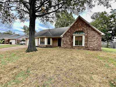 3058 Yates St Bartlett, TN 38134