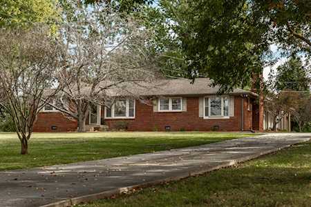 125 Lake Terrace Dr Hendersonville, TN 37075