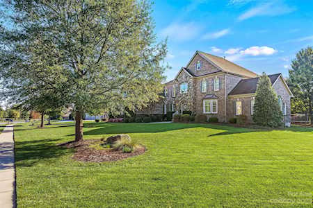821 Wandering Way Dr Waxhaw, NC 28173