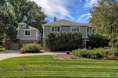 2215 The Knolls St Lincoln, NE 68512