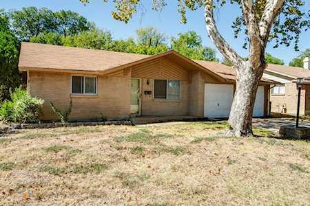 864 Rainbow Trail Grapevine, TX 76051