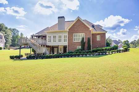 407 Mallory Circle Loganville, GA 30052