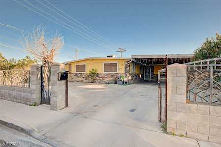 3715 Reynolds Ave North Las Vegas, NV 89030