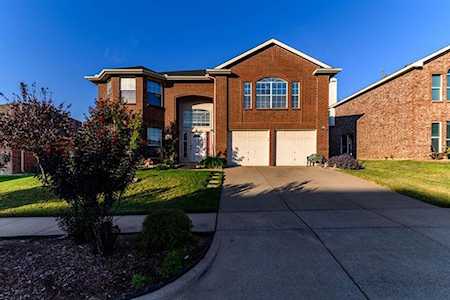 6734 Silvercrest Drive Arlington, TX 76002