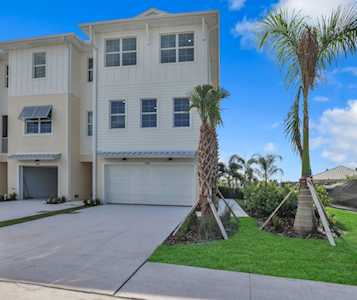 9924 Key Haven Rd Seminole, FL 33777