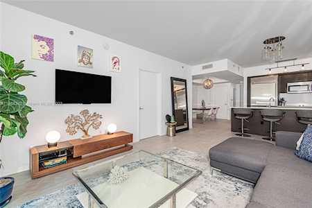 55 SE 6th St #2600 Miami, FL 33131