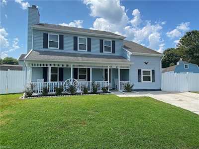 308 Millstone Ct Suffolk, VA 23434
