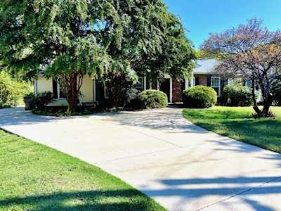 3608 Stonewood Ct Nashville, TN 37217