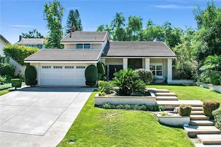 20630 Camino De Los Cantos Yorba Linda, CA 92886
