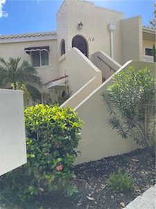 6101 34th St W #11H Bradenton, FL 34210