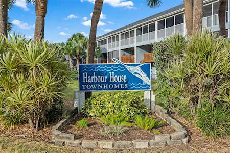 922 Harbour House Dr Indian Rocks Beach, FL 33785