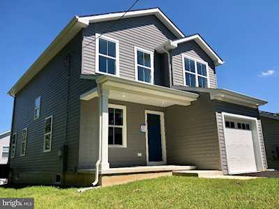 1007 West Ave New Castle, DE 19720