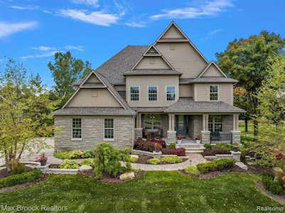 22667 Arcadia Bluffs Lyon Twp, MI 48178