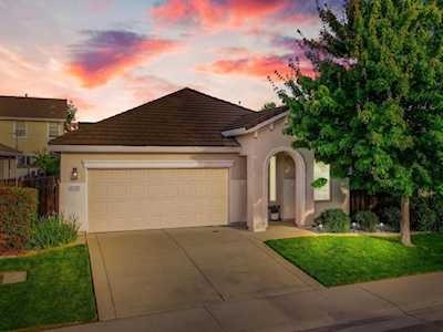 3108 Tintorera Way Sacramento, CA 95833