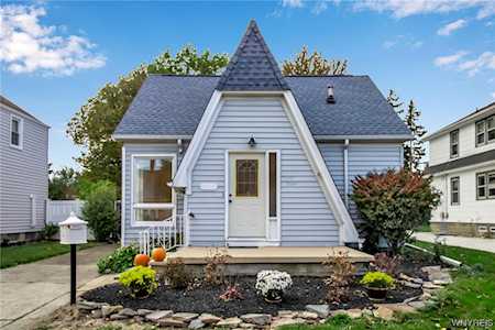 64 Claremont Ave Tonawanda, NY 14223