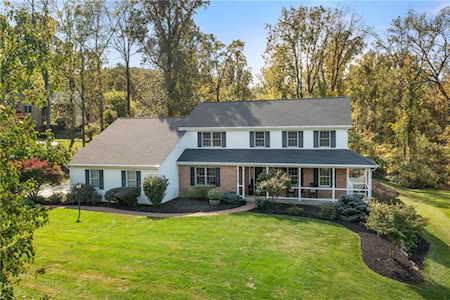 5170 Bowood St Center Valley, PA 18034