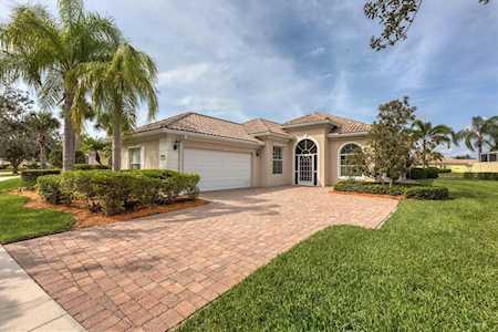 5803 Benevento Dr Sarasota, FL 34238