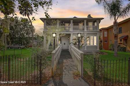 114 Live Oak Street New Smyrna Beach, FL 32168