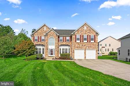 4945 Owens Ct Ellicott City, MD 21043