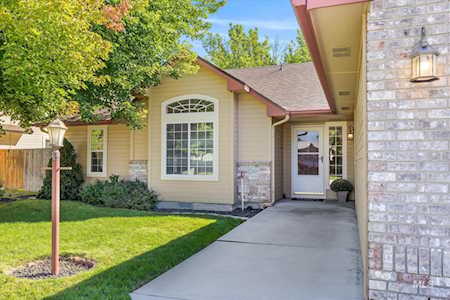 5402 N Edenburgh Way Boise, ID 83714