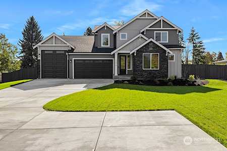 11216 18th St E Edgewood, WA 98372