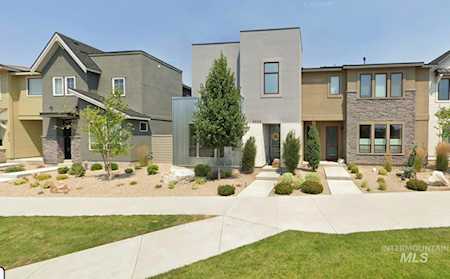 4026 E E Parkcenter Blvd Boise, ID 83716-4736