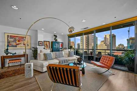 700 Front Street #1206 San Diego, CA 92101