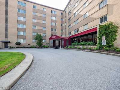 18501 Hilliard Blvd #213 Rocky River, OH 44116