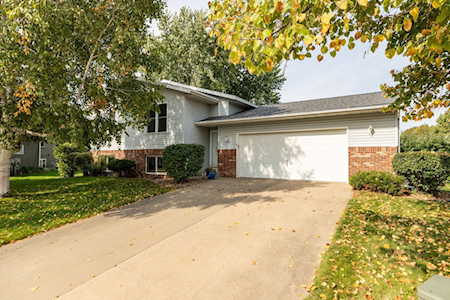 2337 Stanley Lane NW Rochester, MN 55901