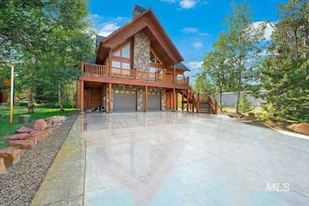 12782 Hereford Road Donnelly, ID 83615