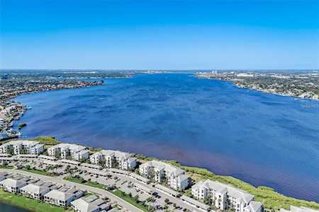 1010 Tidewater Shores LOOP #405 Bradenton, FL 34208