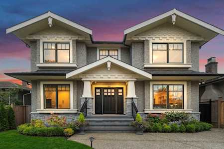 282 W 46th Avenue Vancouver, BC V5Y 2X3