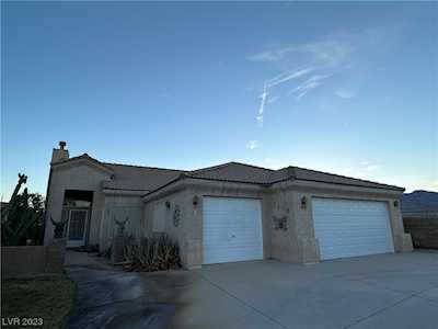 1178 Golf Club Dr Laughlin, NV 89029