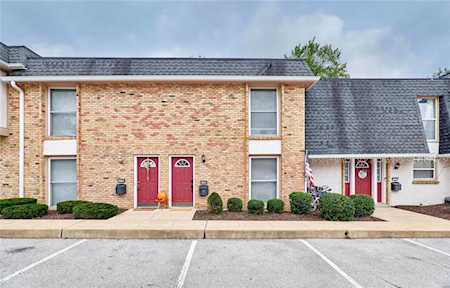 1127 Rue La Chelle Walk Creve Coeur, MO 63141