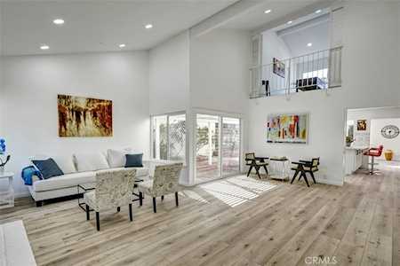 4272 Bridgeway St Irvine, CA 92604