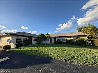 617 SE 47th St #8 Cape Coral, FL 33904