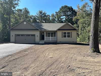 22139 Woods Edge Ct Bridgeville, DE 19933