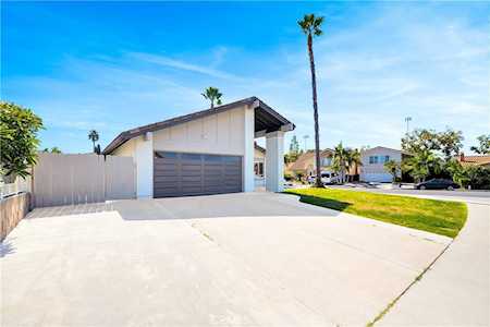 3482 Almond Street Irvine, CA 92606
