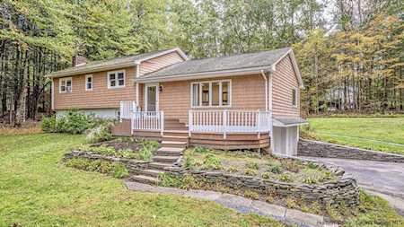 6 Allen Dr Woodstock, NY 12498