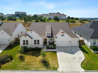283 Starfire DR Dripping Springs, TX 78620