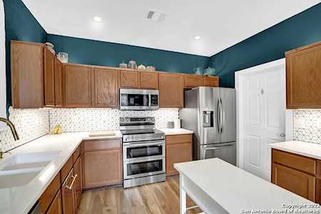 614 Campion Red San Antonio, TX 78245