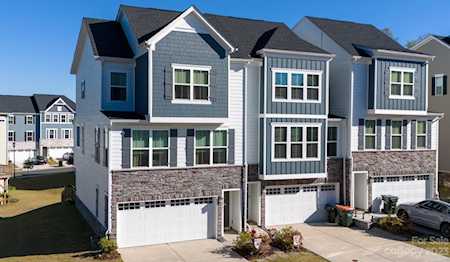 647 Crudent Rd Tega Cay, SC 29708