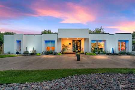 6801 River Bend Road Fort Worth, TX 76132