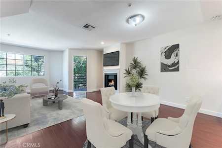 537 N Adams St #205 Glendale, CA 91206