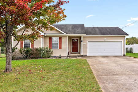 313 Congressman Dr Clarksville, TN 37042