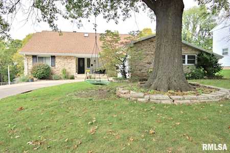2103 N Riviera Dr Peoria, IL 61614