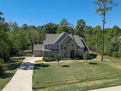 30935 Spring Lake Blvd Tomball, TX 77375