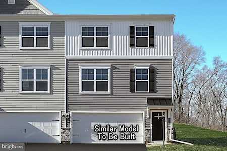 132 Copperleaf Dr #34 Mechanicsburg, PA 17050