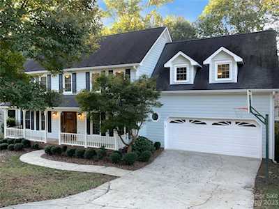 2713 Independence Way Gastonia, NC 28056